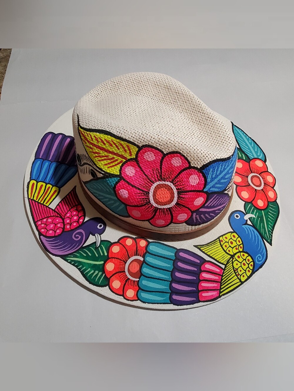Mexican Hand Painted Med. Fedora  White Hat. Straw. Western Colorful Statement